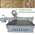 Automatic tool changer industrial wood cutting machine